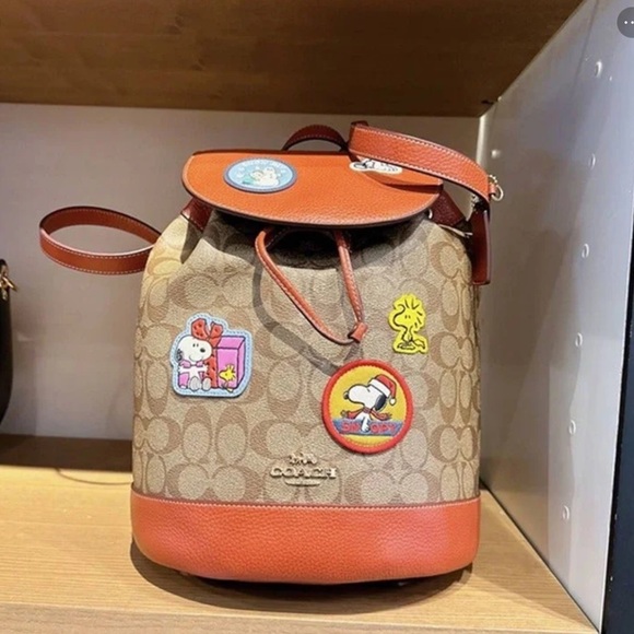 Coach Coach X Peanuts Dempsey Drawstring Backpack With Patches - Picture 6 of 6